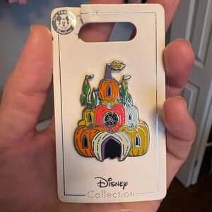 Disney Pumpkin Castle Pin with Orange and Yellow